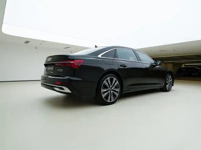 Audi A6L — Фото автомобиля 7