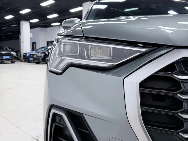 Audi Q3 — Фото автомобиля 7