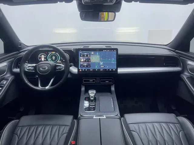 GAC Trumpchi GS8 — Фото автомобиля 18