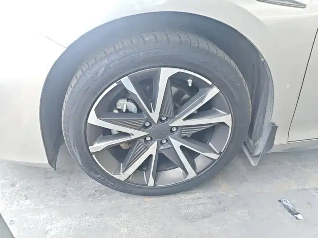 GAC Aion S Plus — Фото автомобиля 22