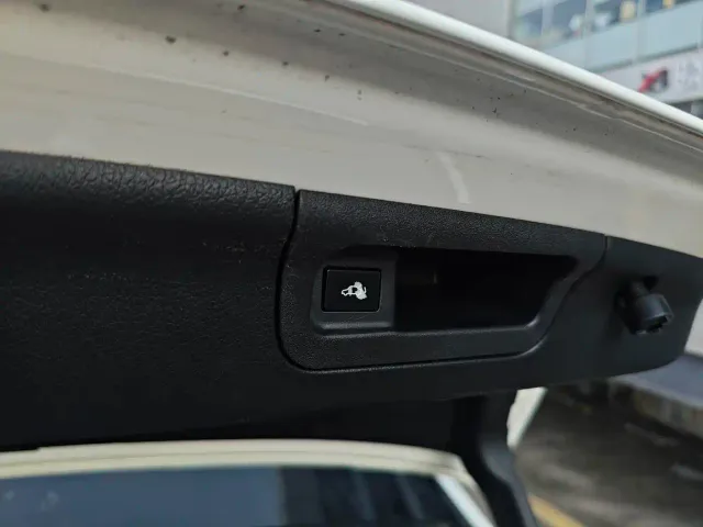 Mercedes-Benz C-Class — Фото автомобиля 13