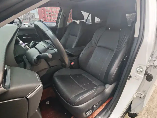 Toyota Harrier — Фото автомобиля 11