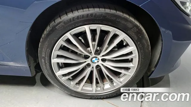 BMW 3-Series 3 серия (G20) 320i Luxury — Фото автомобиля 21