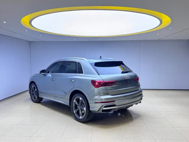 Audi Q3 — Фото автомобиля 4