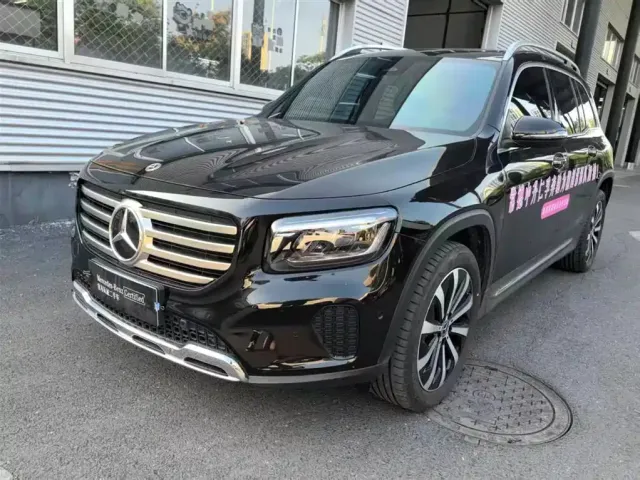 Фотография автомобиля — Mercedes-Benz GLB-Class