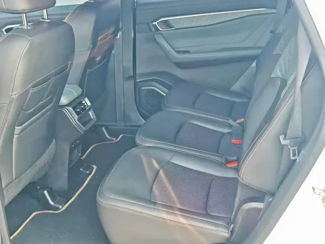 Geely Haoyue L — Фото автомобиля 5