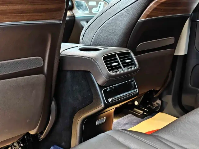 Mercedes-Benz GLS-Class — Фото автомобиля 13