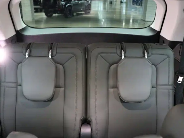 Lincoln Aviator — Фото автомобиля 20