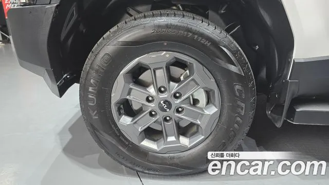 Kia Tasman Tasman 2.5T Бензин 2WD — Фото автомобиля 5