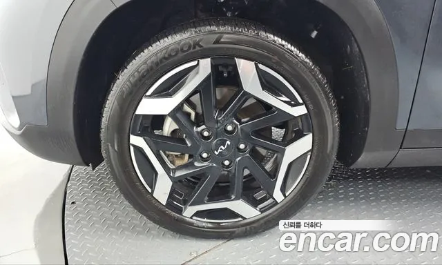 Kia Seltos — Фото автомобиля 5