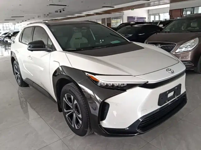 Toyota FAW Toyota bZ4X — Фото автомобиля 3