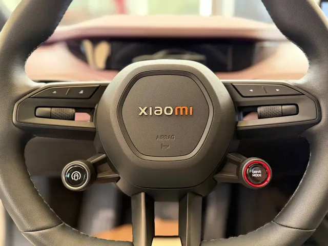 Xiaomi SU7 — Фото автомобиля 8