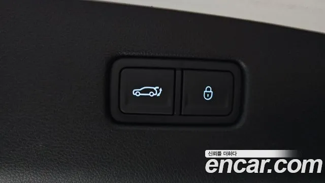 Genesis GV70 2.5T Бензин AWD — Фото автомобиля 20