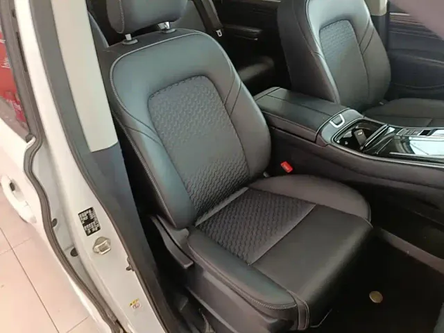 GAC Trumpchi M8 — Фото автомобиля 24