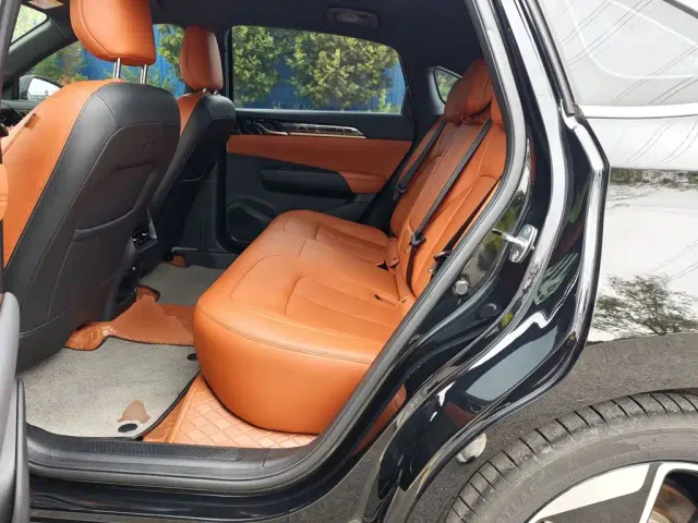 Wuling Starlight — Фото автомобиля 16