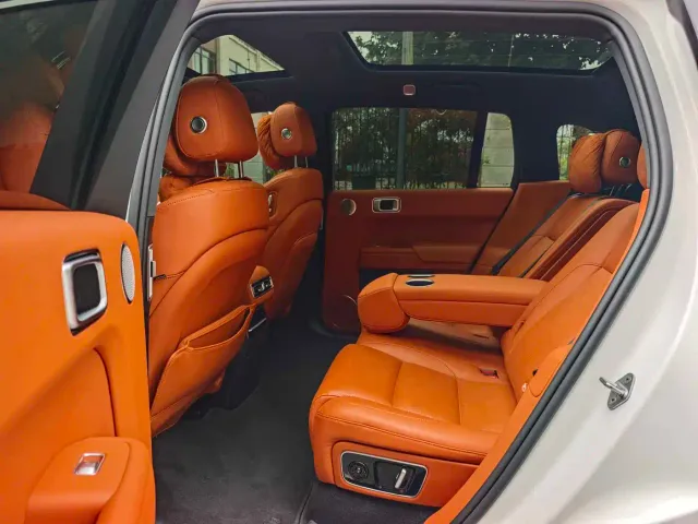 Li Auto L7 — Фото автомобиля 6