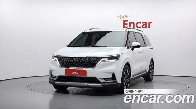 Kia Canival Carnival 4 поколение Бензин 9 мест Prestige — Фото автомобиля 3