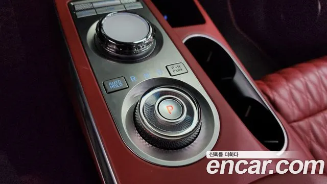 Genesis GV70 2.5T Бензин AWD — Фото автомобиля 7