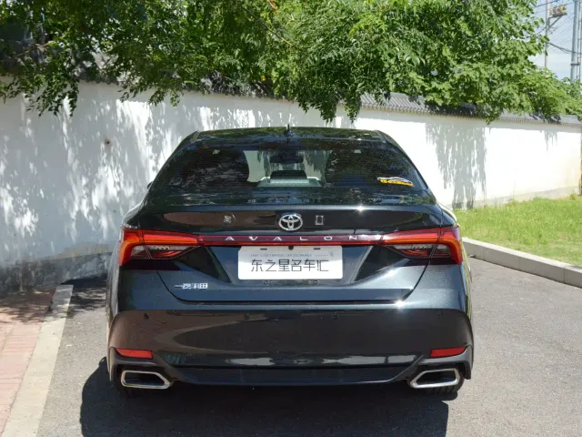 Toyota Avalon — Фото автомобиля 13