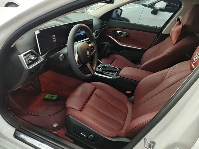 BMW 3 Series — Фото автомобиля 14