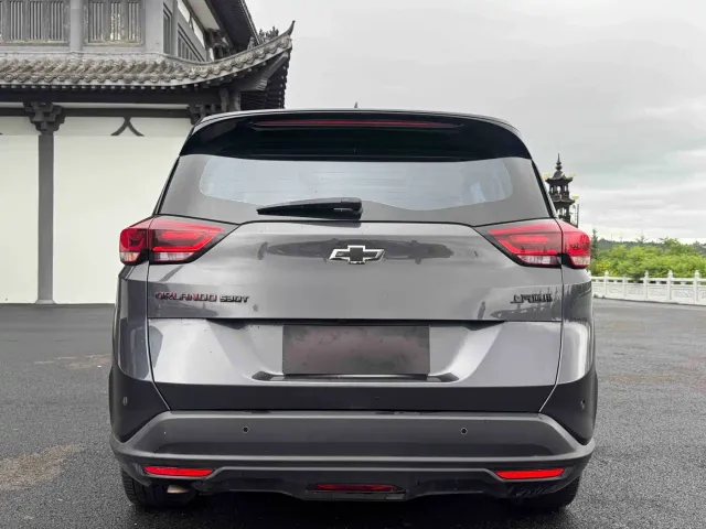 Chevrolet Orlando — Фото автомобиля 5