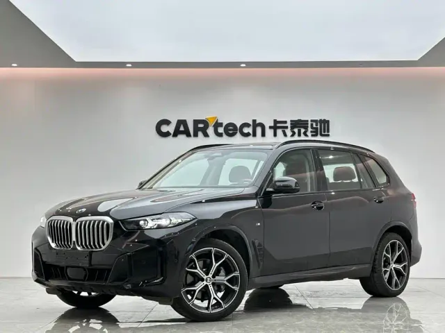 Фотография автомобиля — BMW X5