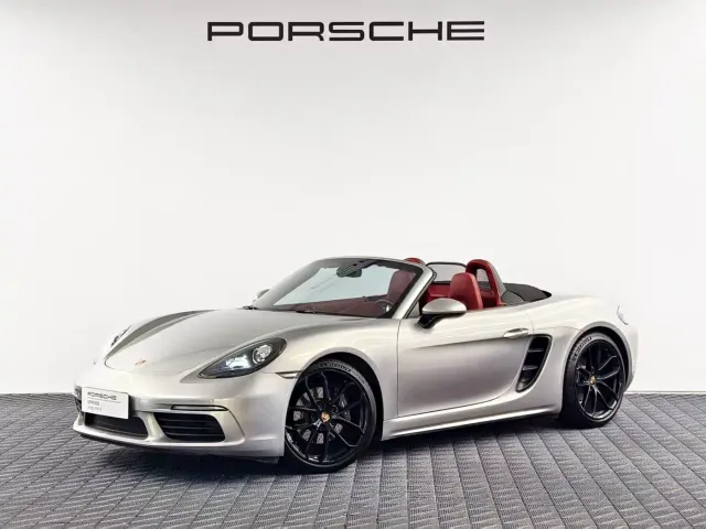 Фотография автомобиля — Porsche 718