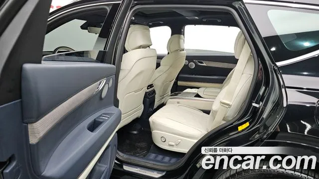 Genesis GV80 — Фото автомобиля 17