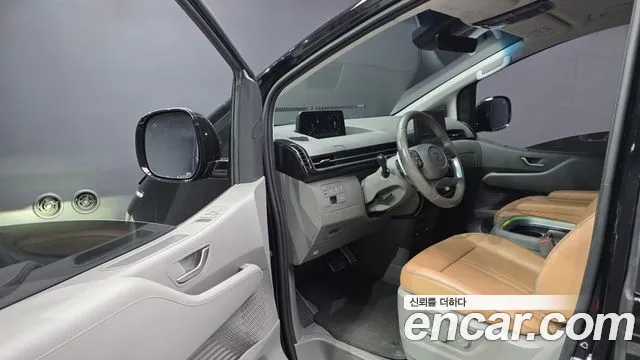 Hyundai Staria Staria Lounge 7 мест — Фото автомобиля 10