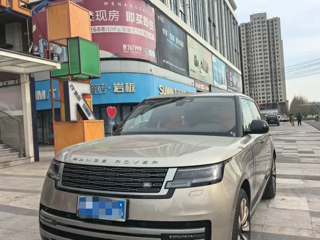 Фотография автомобиля — Land Rover Range Rover