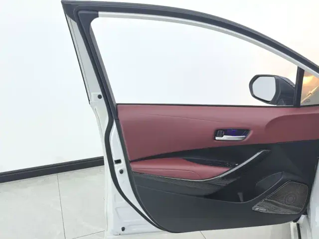 Toyota Corolla — Фото автомобиля 7