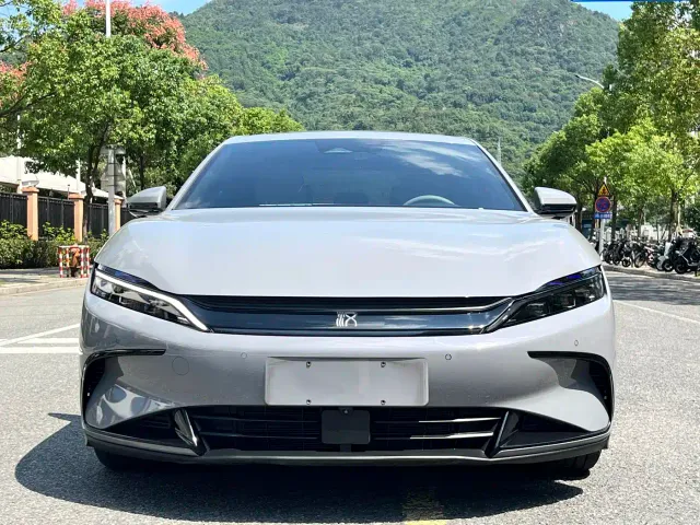 BYD Han — Фото автомобиля 3