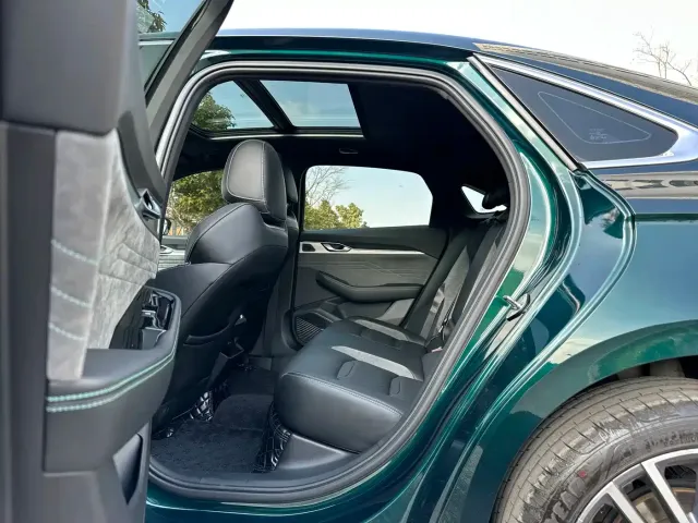 Geely Xingrui — Фото автомобиля 6
