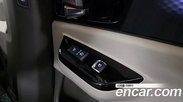 Kia Carnival 4th Gen — Фото автомобиля 25