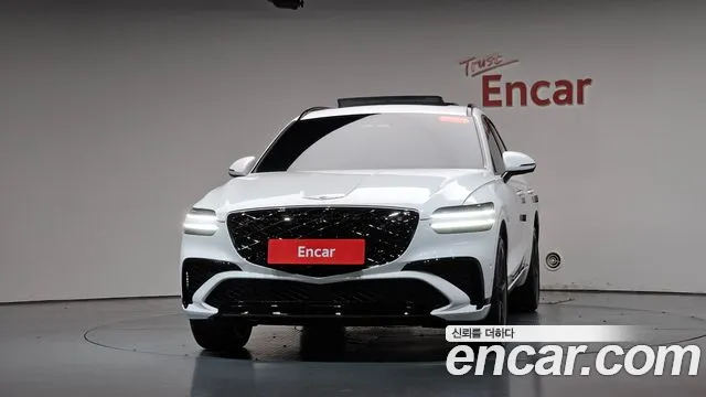 Genesis GV70 — Фото автомобиля 3