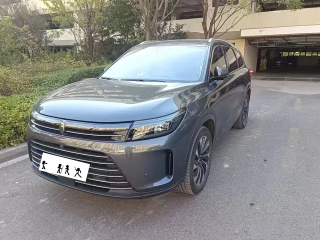 Aito M7 — Фото автомобиля 10