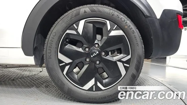 Kia Niro New — Фото автомобиля 6