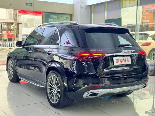 Mercedes-Benz GLE-Class — Фото автомобиля 12