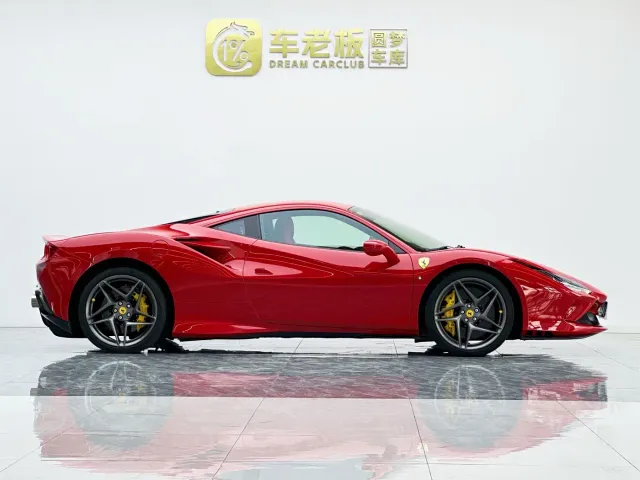 Ferrari F8 — Фото автомобиля 7
