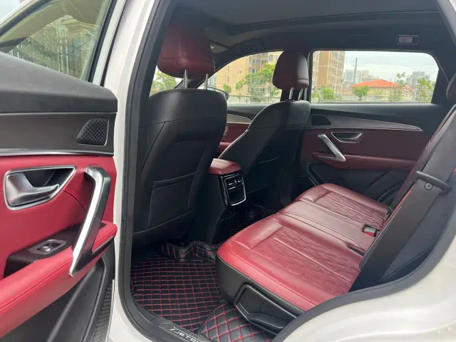 Jetour X70 Plus — Фото автомобиля 5