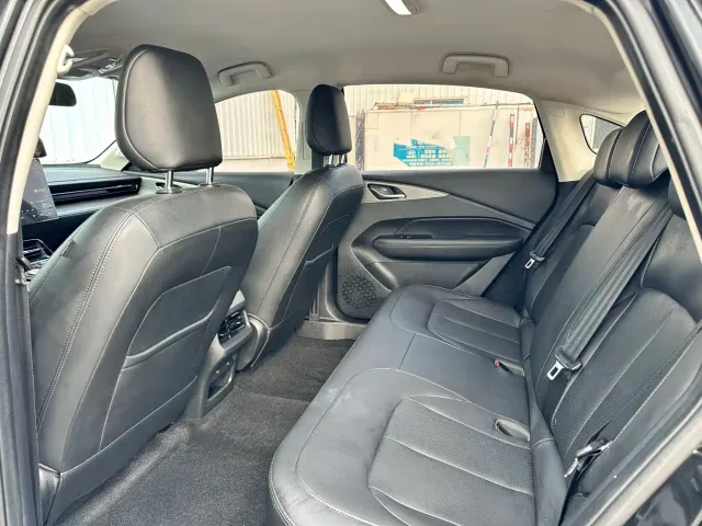 Wuling Starlight — Фото автомобиля 6