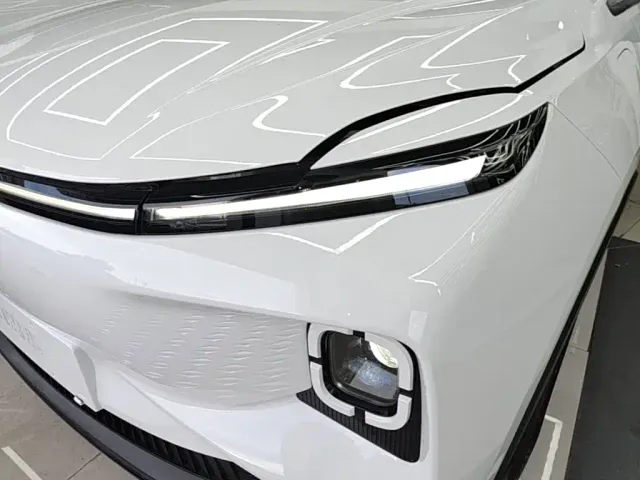 Geely Geometry E Firefly — Фото автомобиля 23