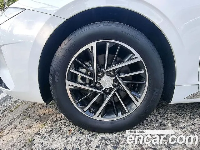 Hyundai Grandeur Новый Grandeur IG 3.0 LPi (Для проката) — Фото автомобиля 18