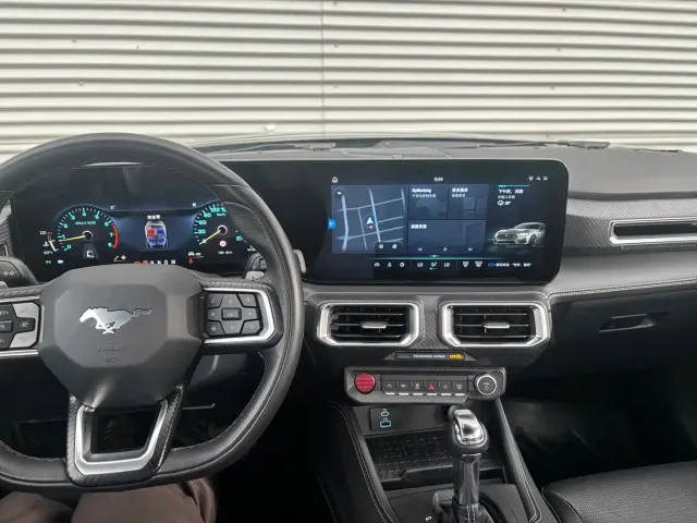 Ford Mustang 2024 2.3T EcoBoost Coupe Performance Edition — Фото автомобиля 11