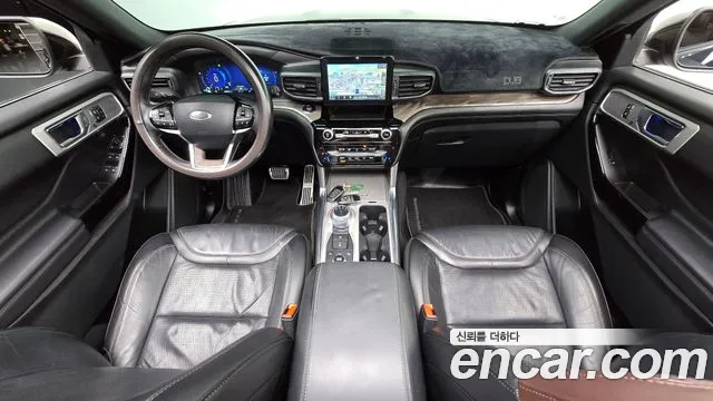 Ford Explorer Generation 6 — Фото автомобиля 6