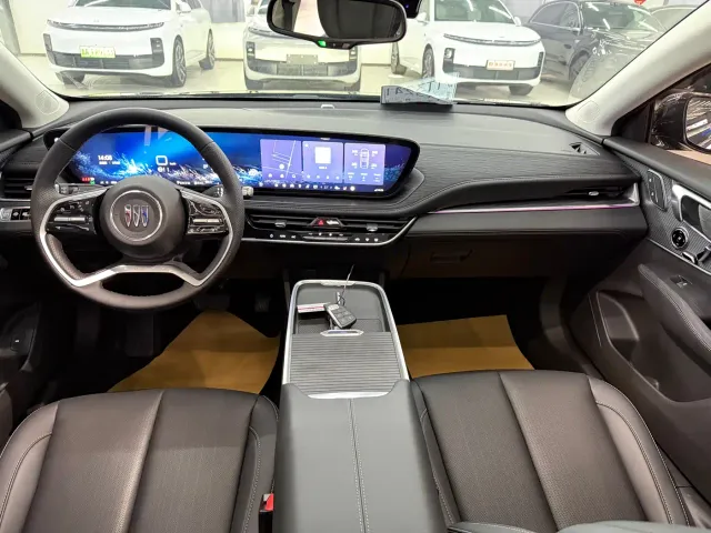 Buick LaCrosse — Фото автомобиля 6