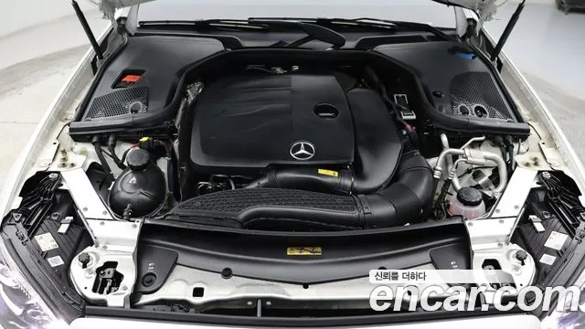 Mercedes-Benz E-Class E-класс W213 E350 4MATIC Exclusive — Фото автомобиля 6