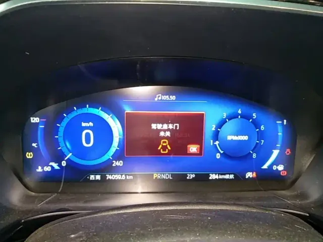 Ford Escape — Фото автомобиля 11