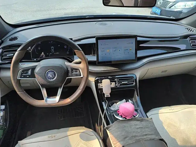 BYD Qin PLUS — Фото автомобиля 12