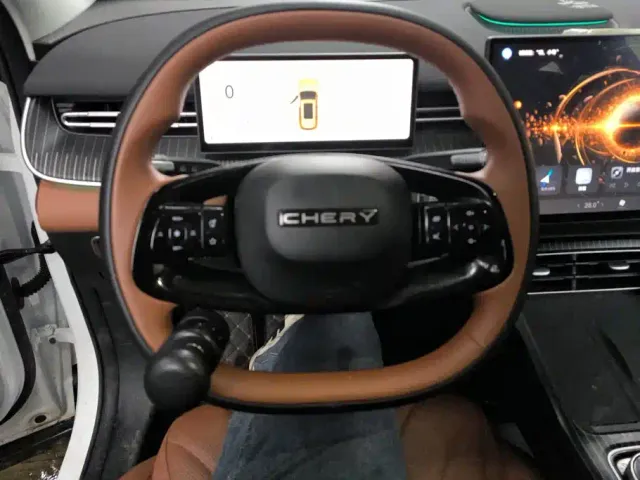 Chery Tiggo 8 — Фото автомобиля 15